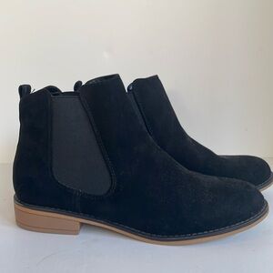Loft outlet faux suede short heeled Chelsey boots size 8